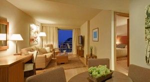 Suite with balcony, sea side