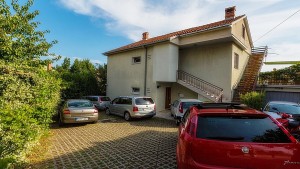 objects/3267/151085_PARKING1.jpg